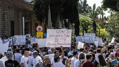 Photo of خوف وقلق في صفوف أهالي الأسرى الإسرائيليين حيال مصير أبناءهم المحتجزين