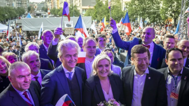 Photo of ملابس ومساجد وتأشيرات.. لوفيغارو: هذه الدول الغربية تضع قيودا على الإسلام