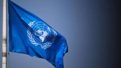 Photo of تنكيس الأعلام بمقار الأمم المتحدة حدادا على أرواح ضحايا موظفيها بغزة