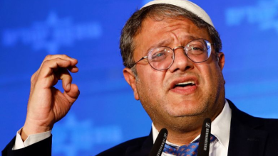 Photo of بن غفير يدعو لقتل “موزعي الحلوى” ونتنياهو يتحدى ضغوطا عالمية لوقف الحرب