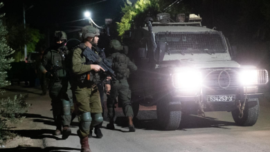 Photo of الضفة الغربية: حملة دهم واقتحام واشتباكات مسلحة