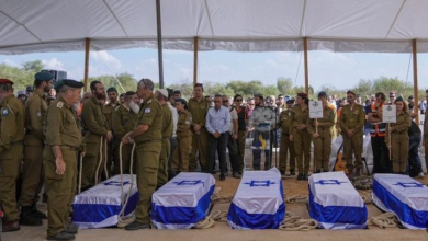 Photo of مقتل ضابطين وجندي إسرائيلي وارتفاع حصيلة قتلى الجيش إلى أكثر من 500 قتيل