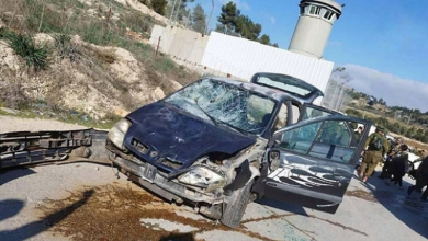 Photo of إصابة 4 إسرائيليين بعملية دهس قرب الخليل