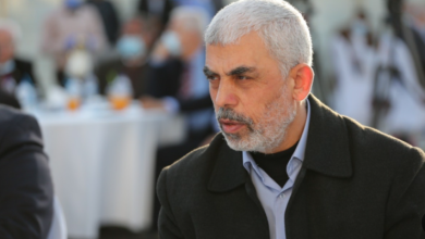 Photo of الجيش الإسرائيلي يدمّر منزلا بزعم أنه للسنوار مدّعيا عثوره على مدخل نفق من المنزل