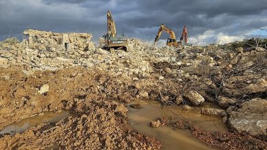 Photo of السلطات الإسرائيلية تهدم عددا من المنازل في كفر ياسيف