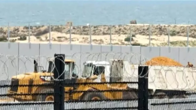 Photo of السلطات المصرية ترمم الجدار الفاصل بين مصر وقطاع غزة