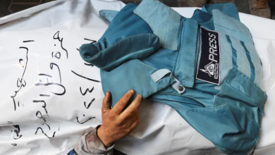 Photo of مجلة أميركية: هكذا يعمل الصحفيون الذين يغطون حرب غزة