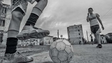Photo of جمهورية الملعب… يوميات كرة القدم في المدن العربية