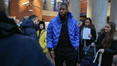 Photo of السجن مع وقف التنفيذ لثلاثة شرطيين فرنسيين بتهمة الاعتداء على شاب