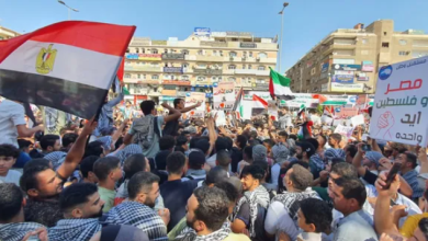 Photo of السلطات المصرية تواصل احتجاز عشرات المتظاهرين بتهمة دعم غزة