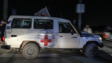 Photo of وفد إسرائيلي يصل قطر الاثنين لبحث تفاصيل صفقة تبادل أسرى