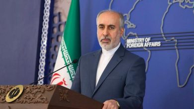 Photo of إيران تتهم واشنطن ولندن بتأجيج الفوضى بالمنطقة