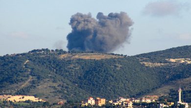 Photo of تطورات الحرب على جبهة لبنان:  قصف وتحليق مكثف فوق عدة بلدات حدودية