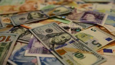 Photo of الشيكل يتراجع أمام الدولار واليورو بعد خفض تصنيف تل أبيب