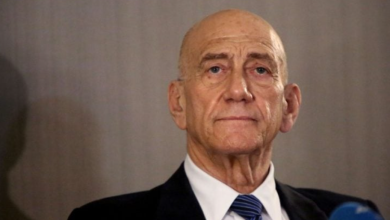 Photo of أولمرت: هدف “عصابة” نتنياهو النهائي “تطهير” الضفة من الفلسطينيين