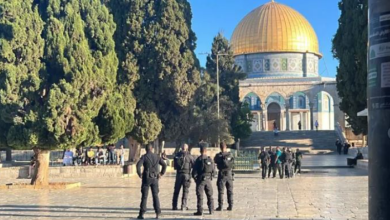 Photo of إعلام إسرائيلي: نحن في أيام كل شيء فيها قابل للانفجار