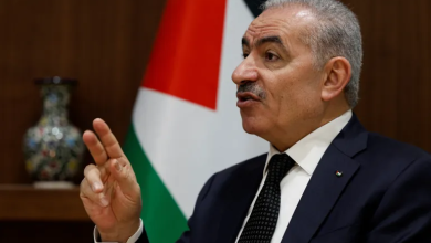Photo of اشتية يرفض الوجود الأجنبي بغزة ويحذر من التهجير عبر الممر البحري
