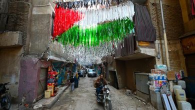 Photo of أعلام فلسطين بدل الفوانيس في الشوارع المصرية