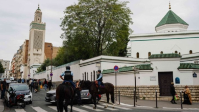 Photo of العثور على رأس خنزير أمام مسجد في فرنسا ترامناً مع شهر رمضان