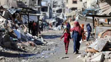 Photo of غزة.. جيش الاحتلال يواصل اقتحام “مشفى الشفاء” ومئات ينزحون