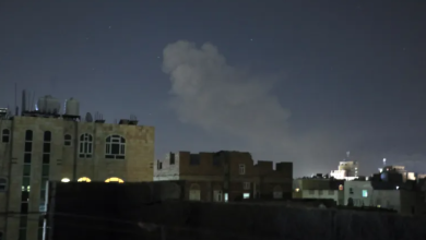 Photo of الجيش الأمريكي يجدد قصفه لمواقع للحوثيين في اليمن