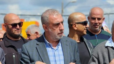 Photo of الشيخ كمال خطيب: نحن أبناء الشعب الفلسطيني في الداخل والقدس والضفة وغزة والشتات لن نتخلى عن بعضنا (شاهد)