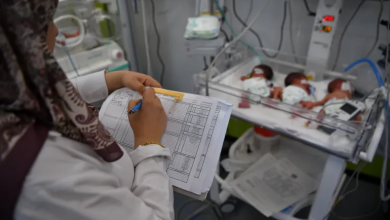 Photo of صحة غزة تناشد لإنقاذ المستشفيات وتحذير أممي من مجاعة القطاع