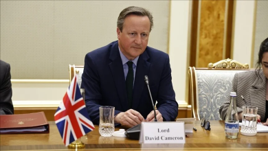 Photo of كاميرون يكشف تفاصيل هدنة مقترحة على حماس بشأن غزة