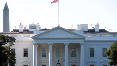 Photo of انسحاب حاضرين من إفطار رمضاني مع بايدن