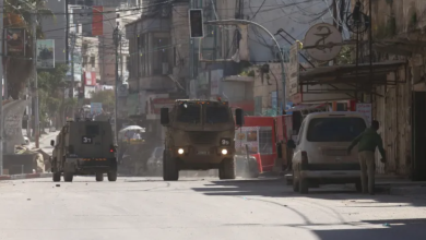 Photo of استشهاد شاب وإصابة اثنين باقتحام الاحتلال مدنا في الضفة