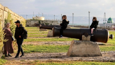 Photo of الشرطة تصدر أمرا بـ”منع التجمّع” في عكّا بحجة عدم الالتزام بالإجراءات اللازمة