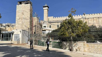 Photo of بمناسبة عيد الفصح اليهودي… السلطات الإسرائيلية تغلق المسجد الإبراهيمي أمام المصلين