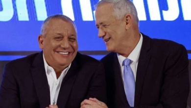 Photo of لبيد يدعو مجددا غانتس وآيزنكوت للانسحاب من حكومة الحرب الإسرائيلية