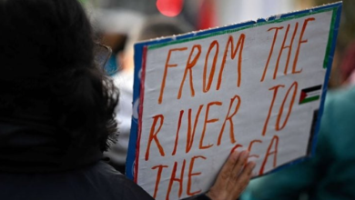 Photo of رئيس المجلس المركزي لليهود يعبر عن “استيائه” بسبب عدم تجريم شعار “من النهر إلى البحر”.