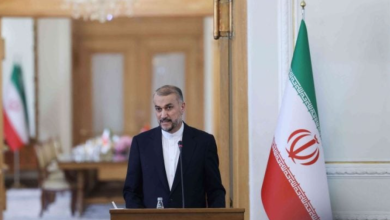 Photo of إيران تعمل على إطلاق سراح طاقم سفينة محتجزة مرتبطة بإسرائيل