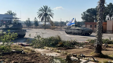 Photo of مصادر أمنية: تل أبيب مستعدة لسحب قواتها من معبر رفح