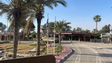 Photo of الفصائل الفلسطينية: لن نقبل فرض أي وصاية على معبر رفح