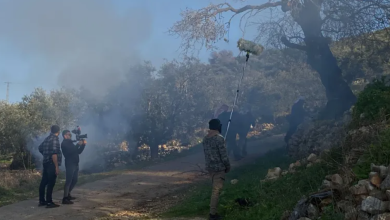 Photo of الضفة الغربية: اقتحامات لمناطق مختلفة واعتداءات لمستوطنين وحرق مزارع