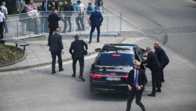 Photo of نقل رئيس الوزراء السلوفاكي إلى المشفى بعد تعرضه لإطلاق نار