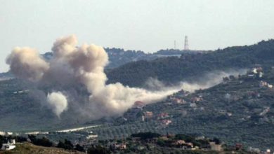 Photo of جريح في استهداف مسيرة إسرائيلية دراجة نارية جنوب لبنان- (فيديو)