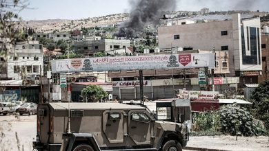 Photo of مواجهات واعتقالات بالضفة واشتباكات في نابلس
