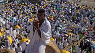 Photo of السعودية تبعد 300 ألف شخص من مكة المكرمة لعدم امتلاكهم تصاريح حج