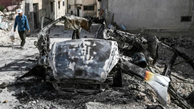 Photo of الاحتلال يعتقل 5 أشقاء غزيين ويهدم منزلا في الضفة الغربية