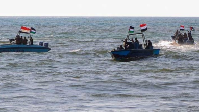 Photo of الولايات المتحدة تعلن تدمير زوارق ومسيرتين للحوثيين وتدعو لإطلاق سراح عمال إغاثة باليمن