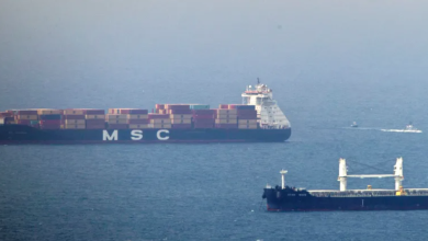 Photo of جماعة الحوثي تعلن استهداف سفن بميناء حيفا والبحر المتوسط