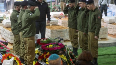 Photo of الجيش الإسرائيلي يعلن مقتل جندي بمعارك جنوبي قطاع غزة