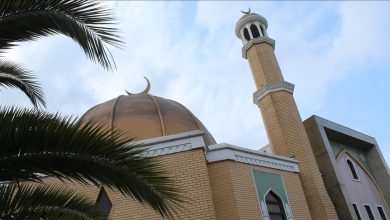 Photo of بريطانيا.. يمينيون متطرفون يستهدفون مسجدا في ساوثبورت