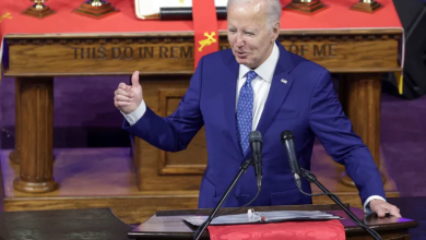 Photo of بايدن يتشبث بحملته الانتخابية في وجه الضغوط