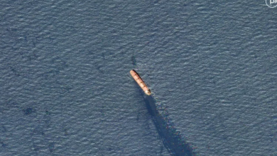 Photo of الحوثيون يستهدفون سفينة مرتين في البحر الأحمر وباب المندب