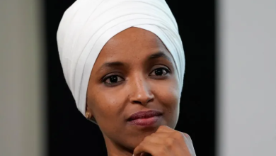 Photo of إلهان عمر تفوز بترشيح الحزب الديمقراطي في مينيابوليس